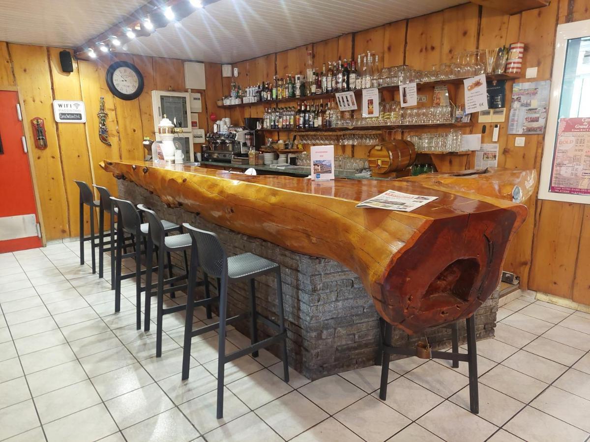 Hotel Restaurant Lancheton Saint-Julien-Mont-Denis Екстериор снимка