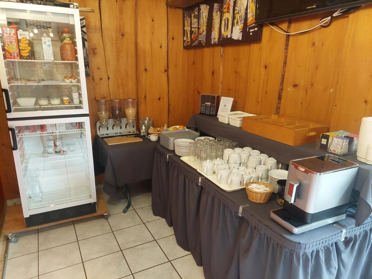 Hotel Restaurant Lancheton Saint-Julien-Mont-Denis Екстериор снимка