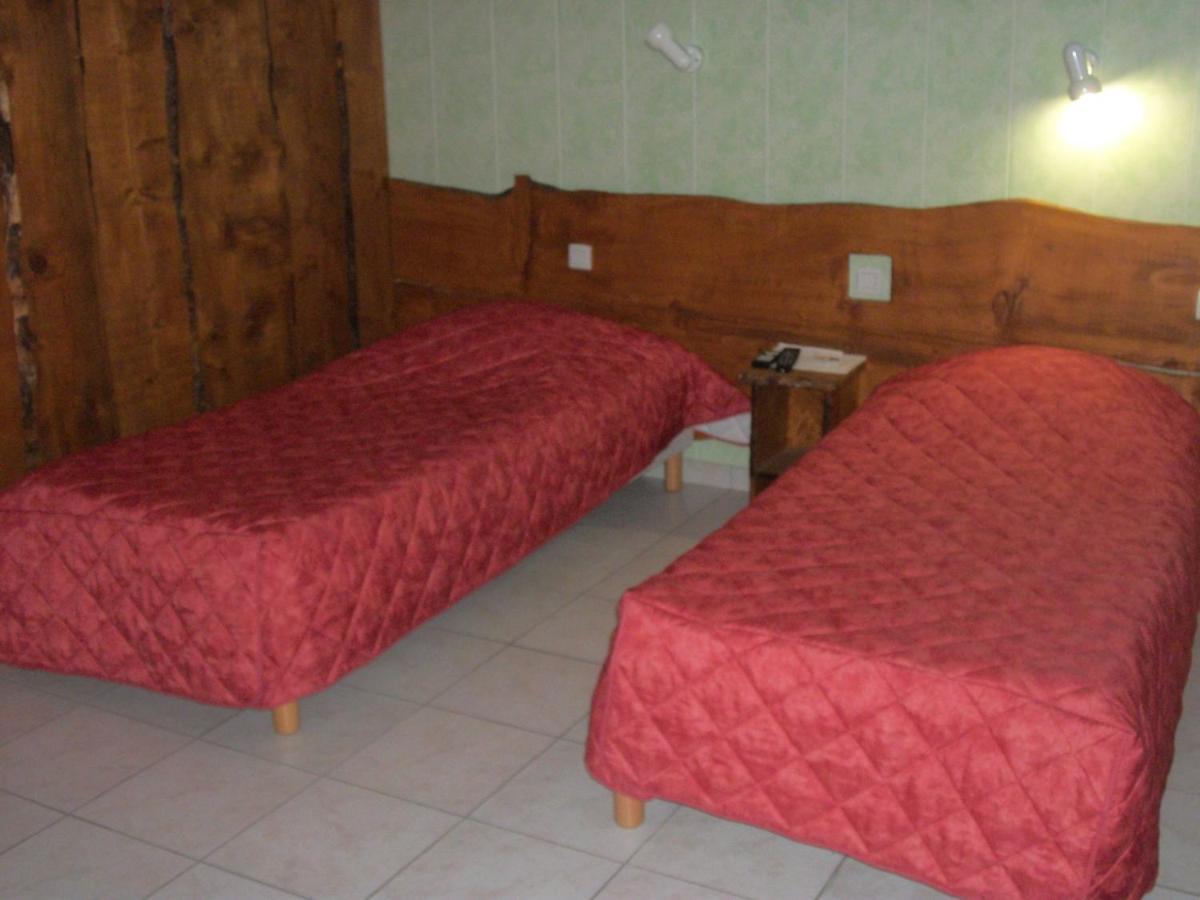 Hotel Restaurant Lancheton Saint-Julien-Mont-Denis Екстериор снимка