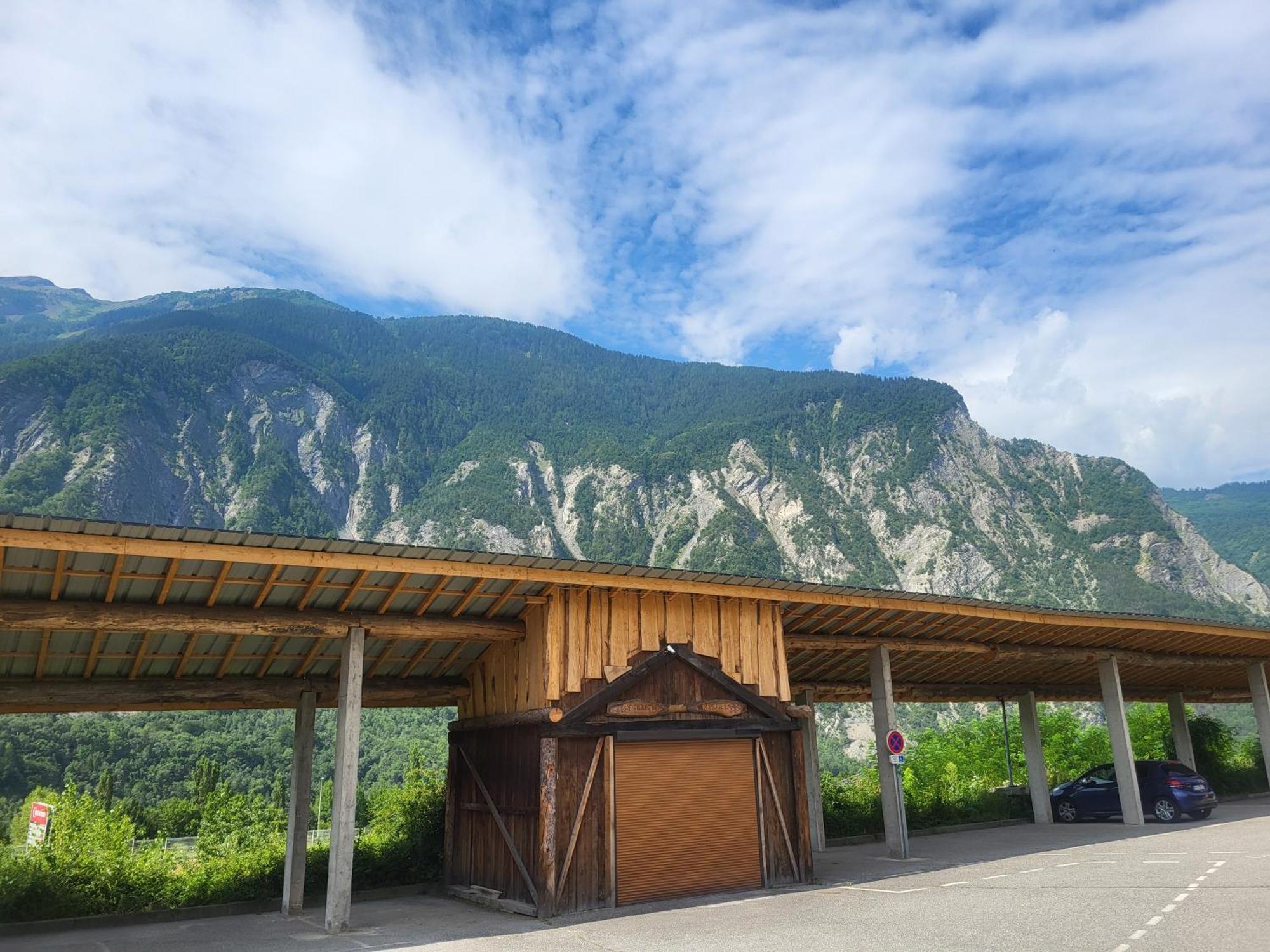 Hotel Restaurant Lancheton Saint-Julien-Mont-Denis Екстериор снимка