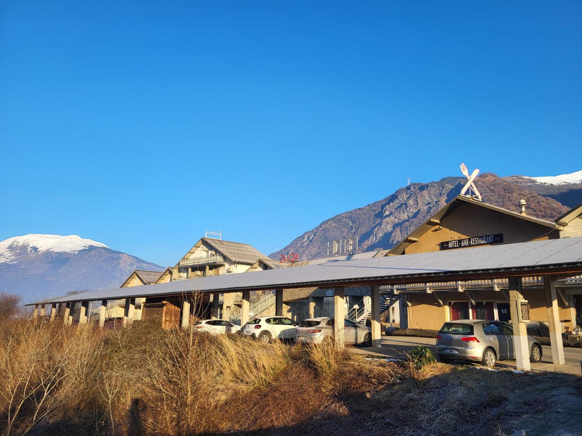 Hotel Restaurant Lancheton Saint-Julien-Mont-Denis Екстериор снимка