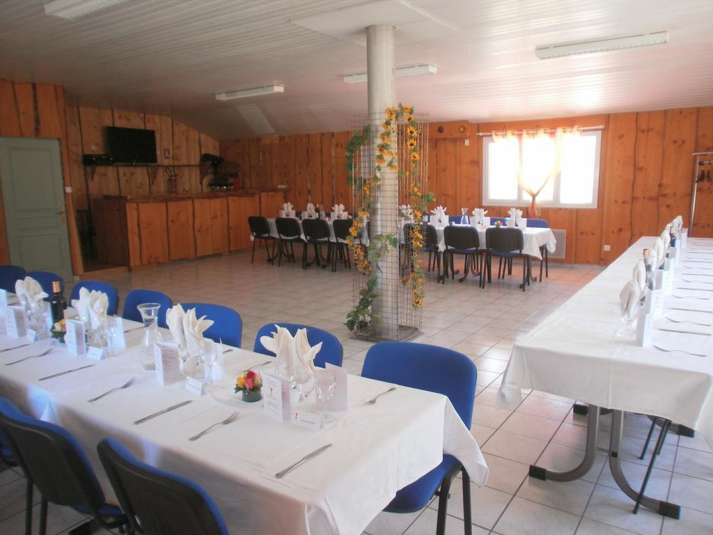 Hotel Restaurant Lancheton Saint-Julien-Mont-Denis Екстериор снимка