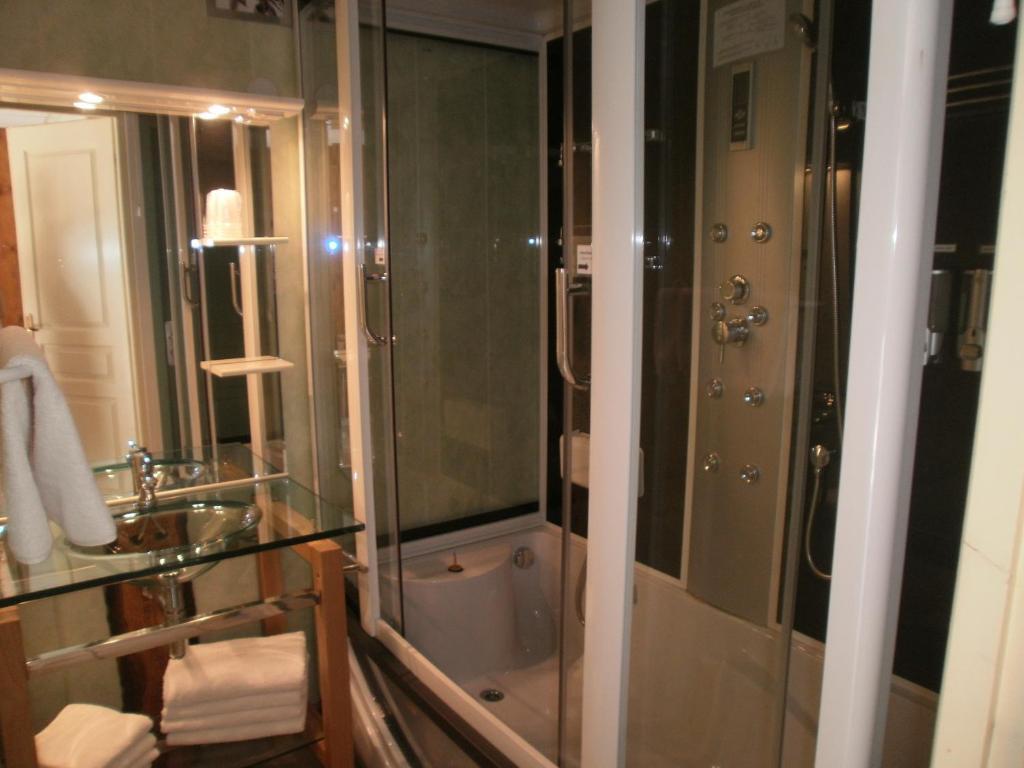 Hotel Restaurant Lancheton Saint-Julien-Mont-Denis Стая снимка