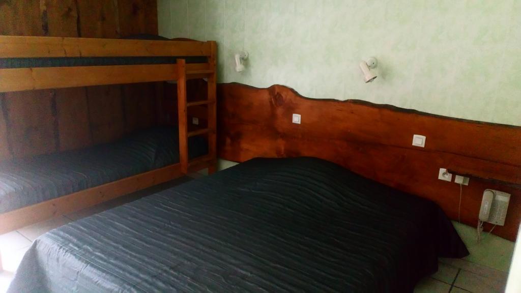 Hotel Restaurant Lancheton Saint-Julien-Mont-Denis Екстериор снимка