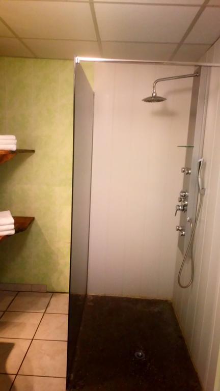 Hotel Restaurant Lancheton Saint-Julien-Mont-Denis Екстериор снимка